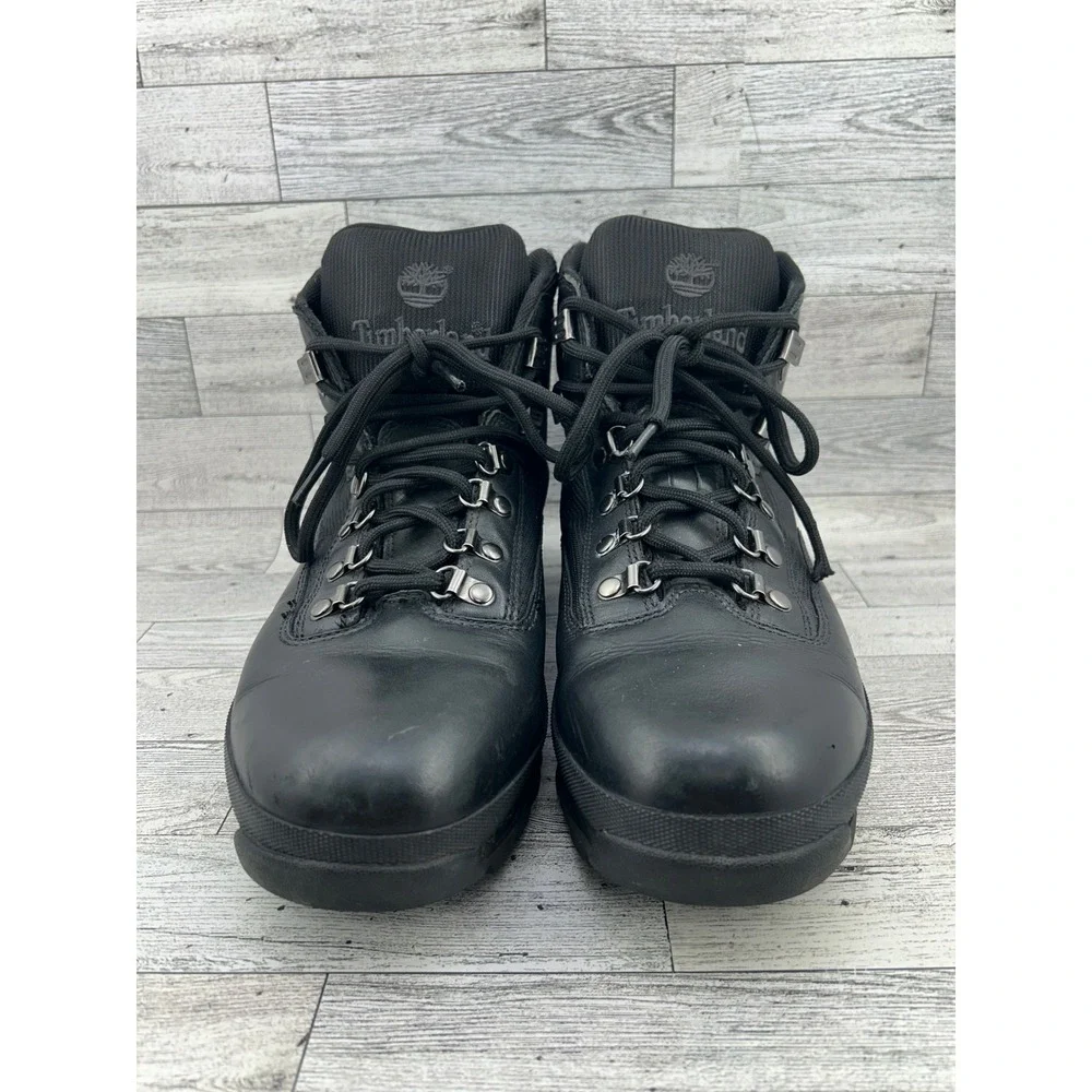 Timberland conquer trails